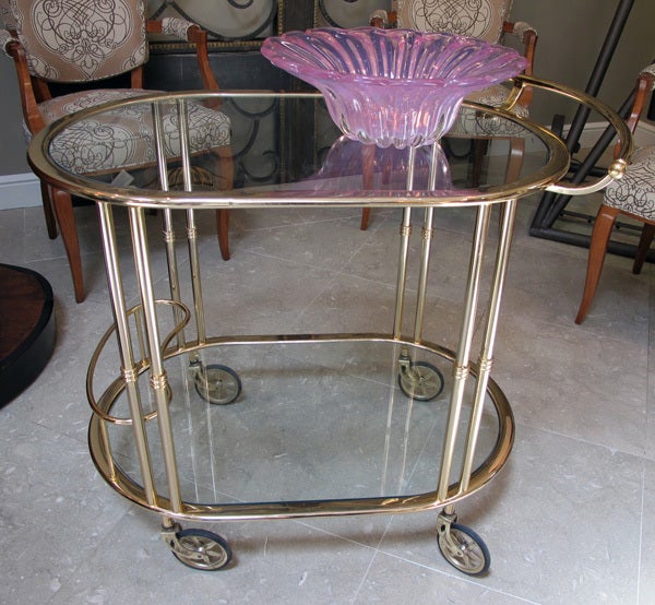 Good Quality American Oval-Form 2-Tier Brass Drinks Cart