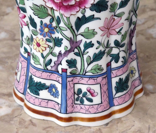 Elegant Pr of French Paris Porcelain Baluster-Form Covered Jars 2