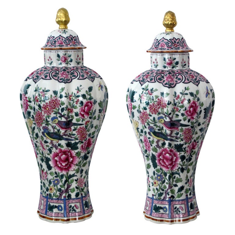 Elegant Pr of French Paris Porcelain Baluster-Form Covered Jars