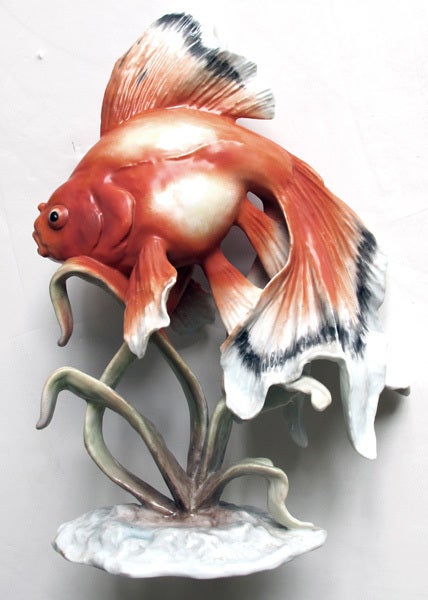 Finely Executed German Porcelain Fantail Fish by Rosenthal In Excellent Condition In San Francisco, CA