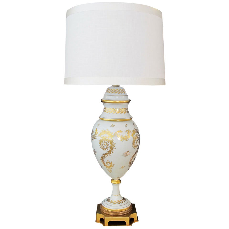 Lampada americana in porcellana Blanc de Chine, con etichetta "Marbro Lamp Co., Los Angeles". in vendita