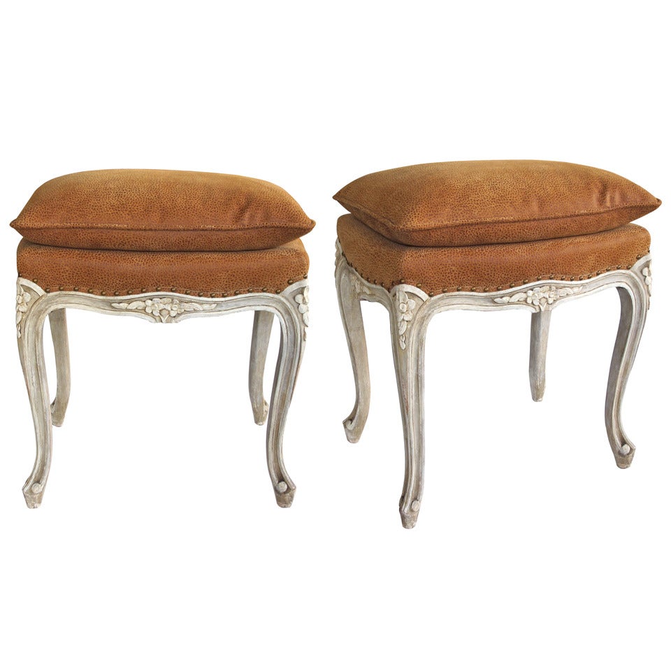 Elegant and Well-Carved Pair of French Louis XV Style Ivory Painted Stools
