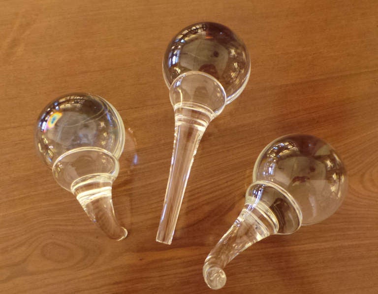 Set of 3 Shimmering American Steuben Crystal Elephants by Paul Schultz In Excellent Condition In San Francisco, CA