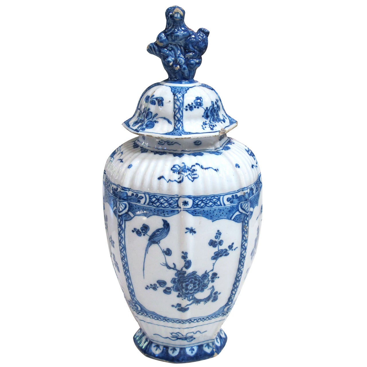 Good 18th Century Dutch Delft Blue & White Ribbed Covered Vase with Lion Finial