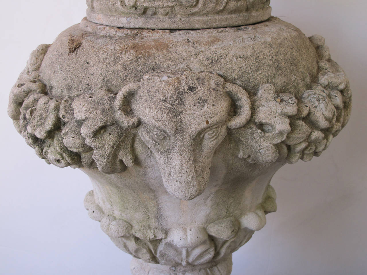 Pair of English Cast Stone Urn-Form Finials with Swag and Ram's-Head Motif In Good Condition In San Francisco, CA