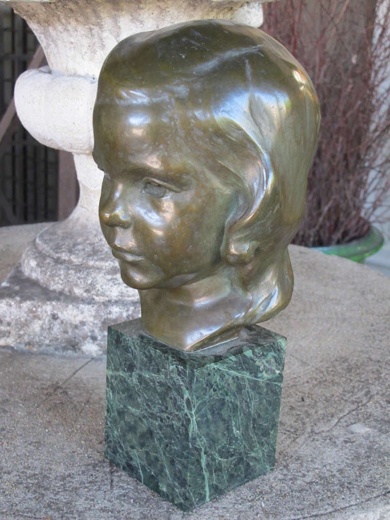 A Beautifully Rendered American Bronze Bust of a Young Girl by JG Kendall In Excellent Condition For Sale In San Francisco, CA