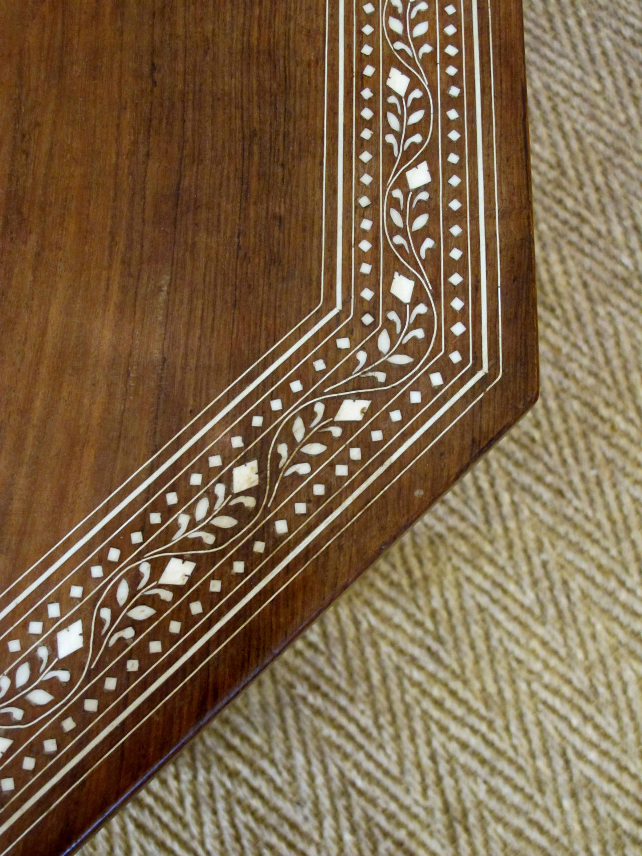 British Indian Ocean Territory Inlaid Anglo-Indian Octagonal Traveling Table