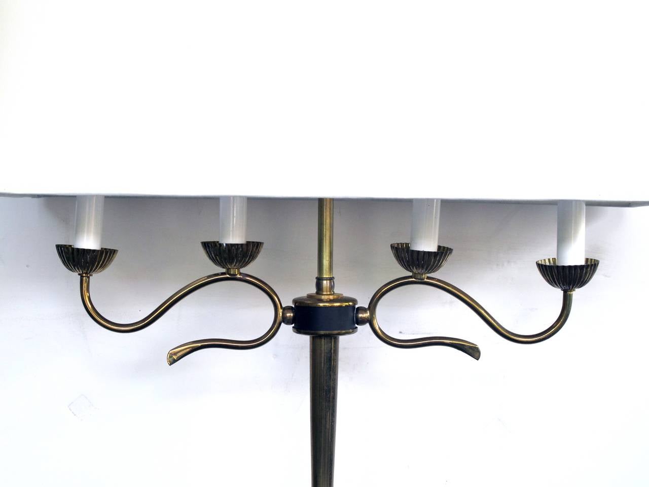 A Stylish French 1940's Black Tole and Brass Floor Lamp In Good Condition In San Francisco, CA