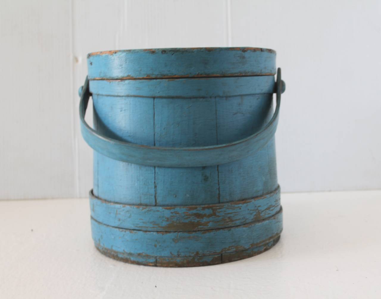 19th Century Robin Egg Blue New England Painted Firkin In Distressed Condition In Los Angeles, CA