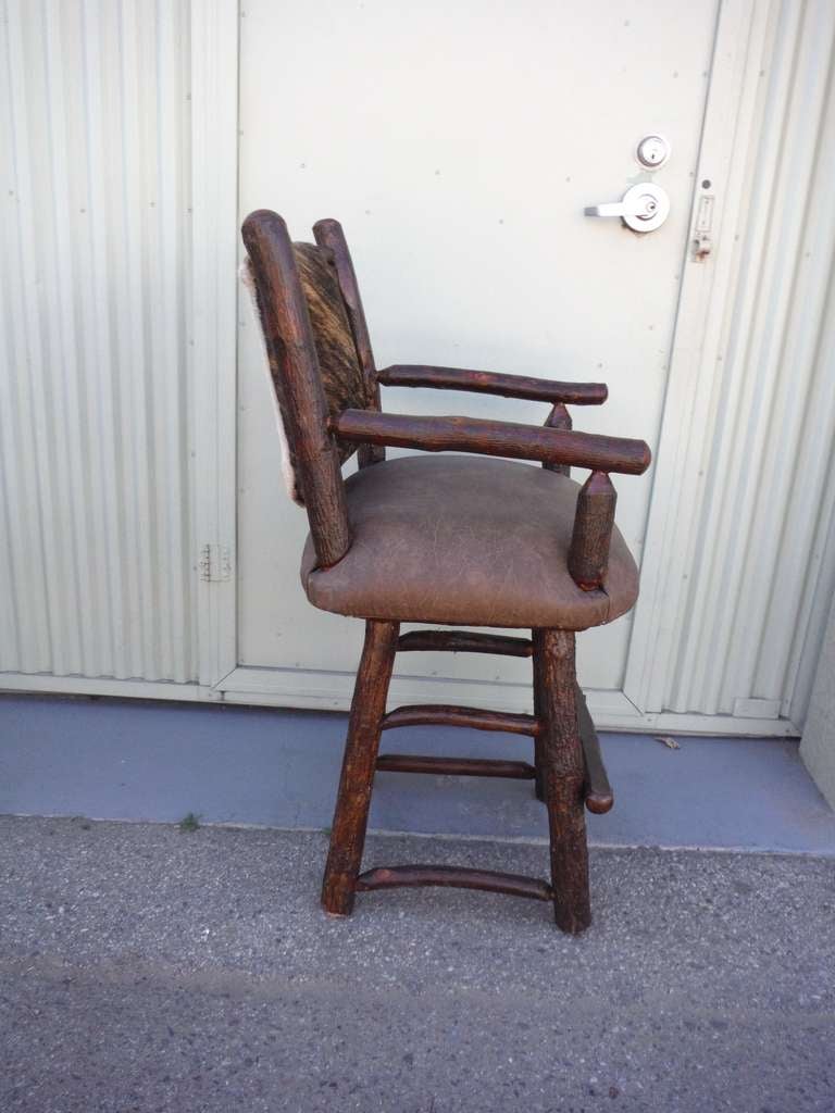 Old HIckory Pub Table with Four Upholstered Swivel Bar Stools 3