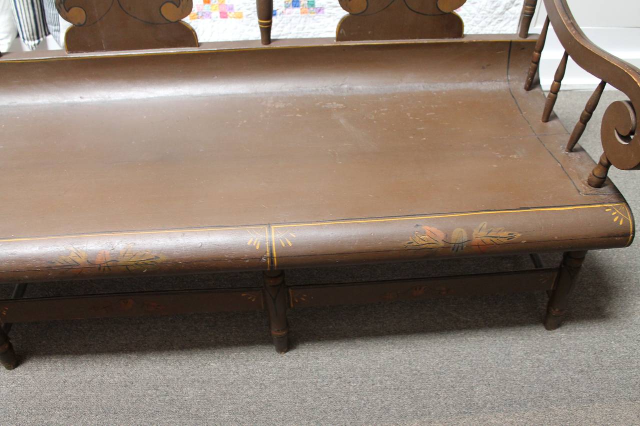 American Colonial Finely Decorated and Painted 19th Century Settle Bench from Pennsylvania For Sale