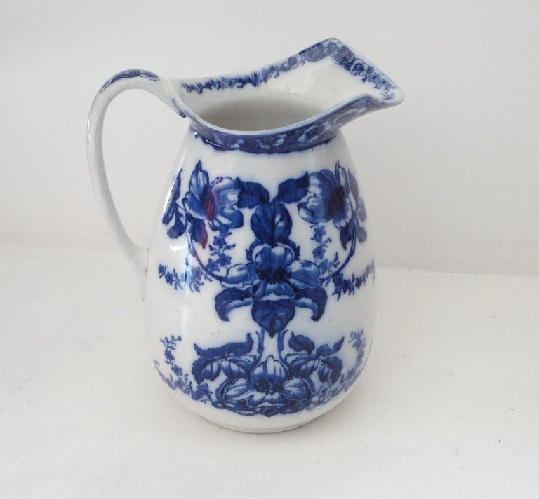 Amazing 19th Century Large Floral Flow Blue Water Pitcher In Excellent Condition In Los Angeles, CA