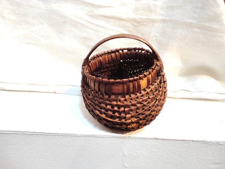 American Rare 19th Century Miniature Buttocks Basket From Pennsylvania