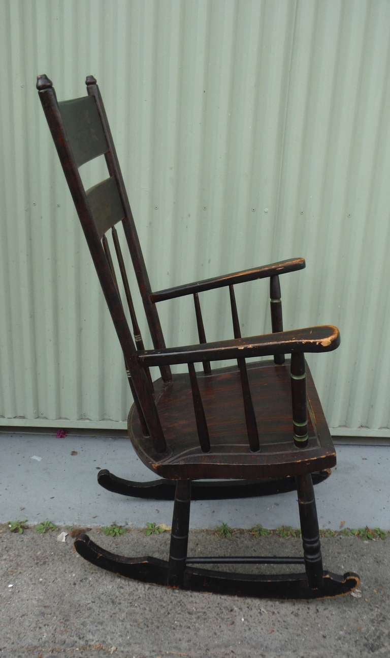 19th Century Original Stenciled Arrowback Rocking Chair In Excellent Condition In Los Angeles, CA