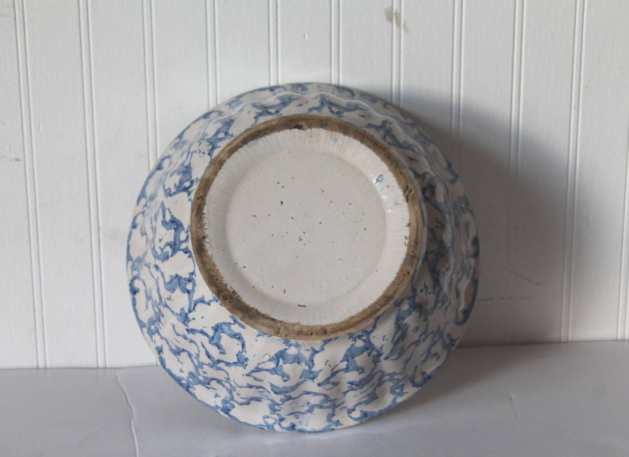 Folk Art 19th Century Large Sponge Ware Serving Bowl For Sale