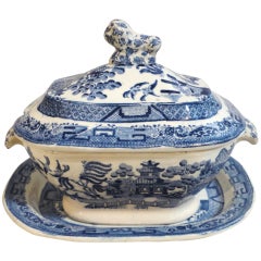 19th Century Early Spode England Blue Willow Tureen