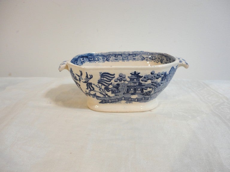 19th Century Early Spode England Blue Willow Tureen 2