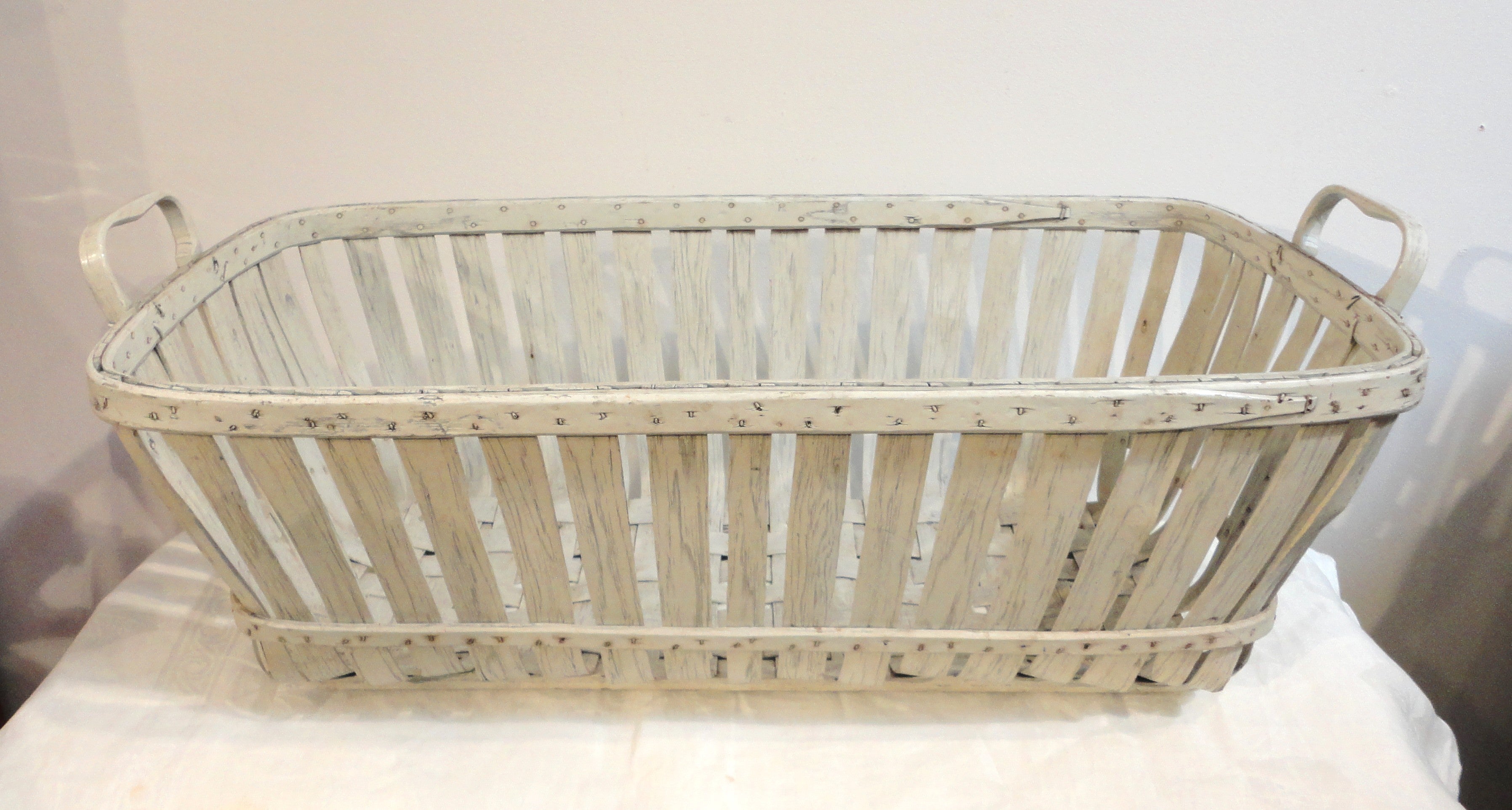 19thc  Fantastic Shaker Style Large White Painted Basket From Maine