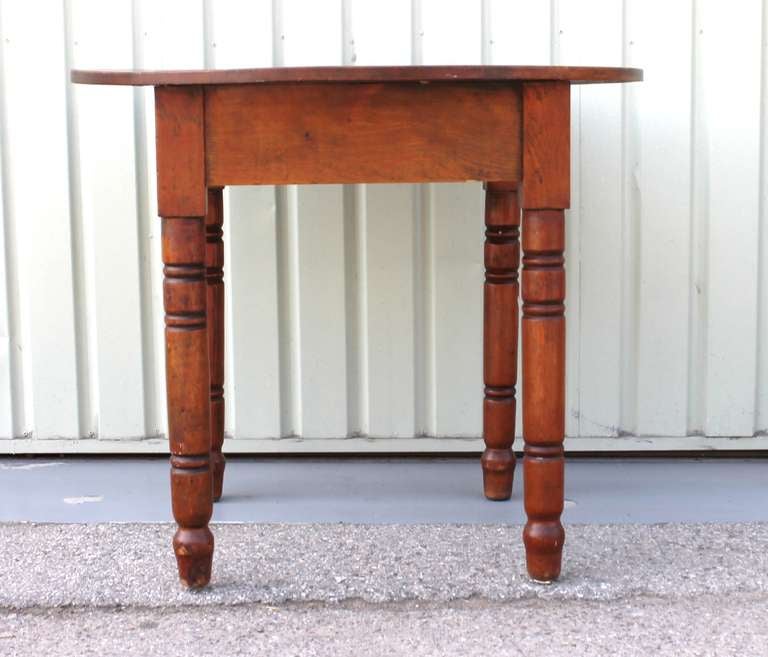 American Early 19thc   New England Tavern / Side Table