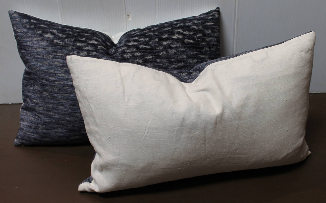 American Classical Pair of Blue Patterned  Velvet Pillows