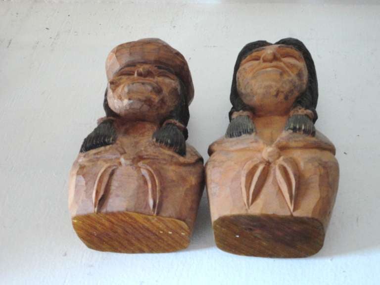  Pair Of Folk Hand Carved & Painted Indians -Signed J.I.Lizio For Sale 1