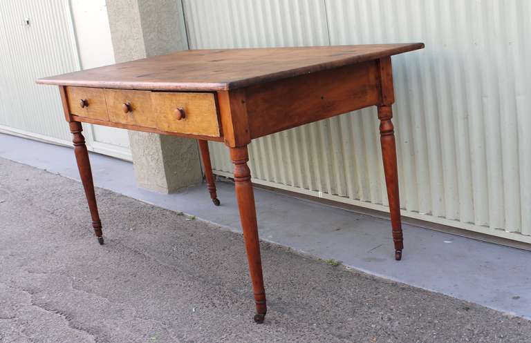 19th Century New England  Three Drawer Farm Table/Desk In Distressed Condition In Los Angeles, CA