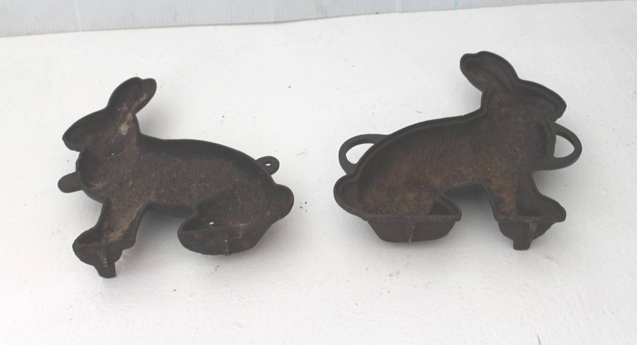 19th Century Griswold Large Iron Rabbit Chocolate Mold 2