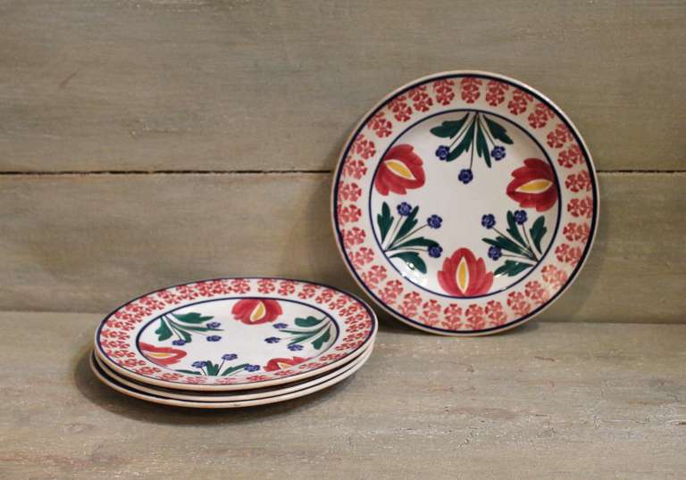 This set of four 19th century hand-painted stick spatter and cut sponge border plates are signed AULD HEATHER WARE, SCOTLAND. They are stunning, unique and in very good condition.  This is a rare find and is sold as a set of four.  Plates measure