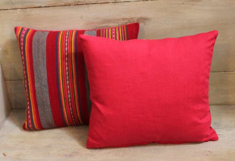 Colorful Pair of Early 20th Century Red and Gray Wool Striped Pillows In Excellent Condition In Los Angeles, CA