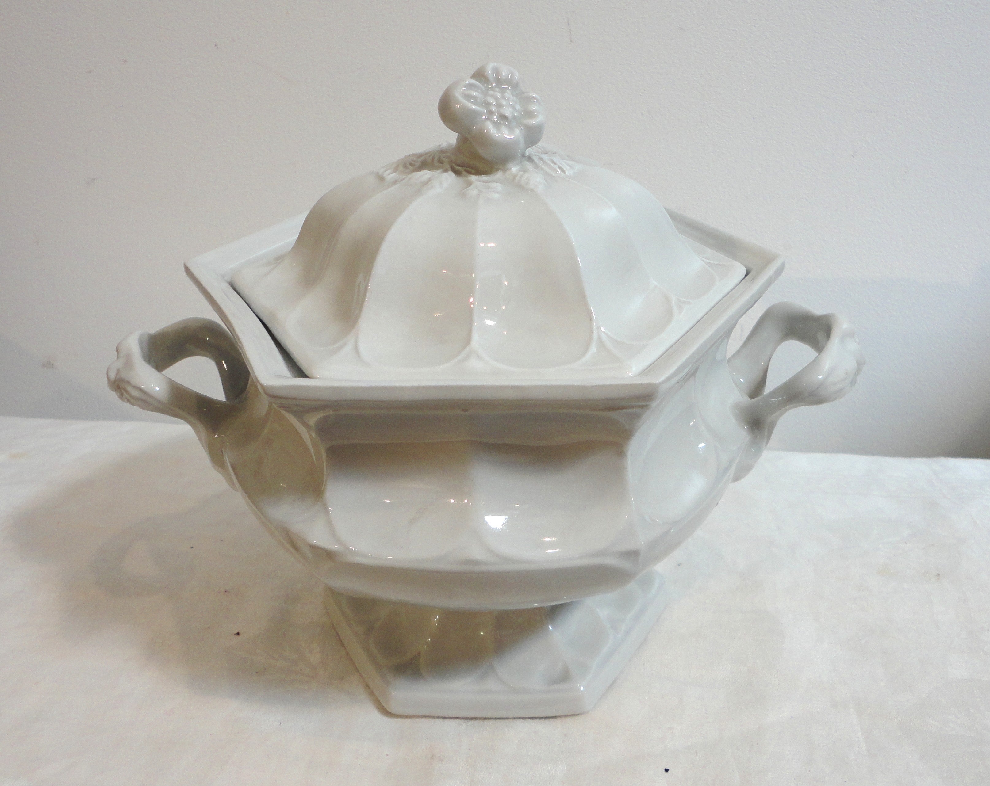 19th Century English Ironstone Serving Tureen with Floral Handles & Fin