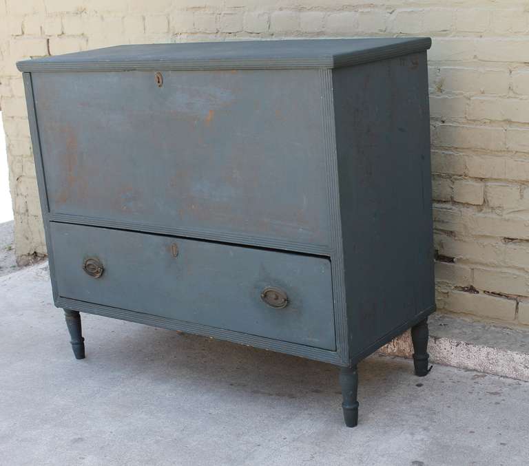 19th Century New England Original Blue Painted Tall Blanket Chest In Excellent Condition In Los Angeles, CA