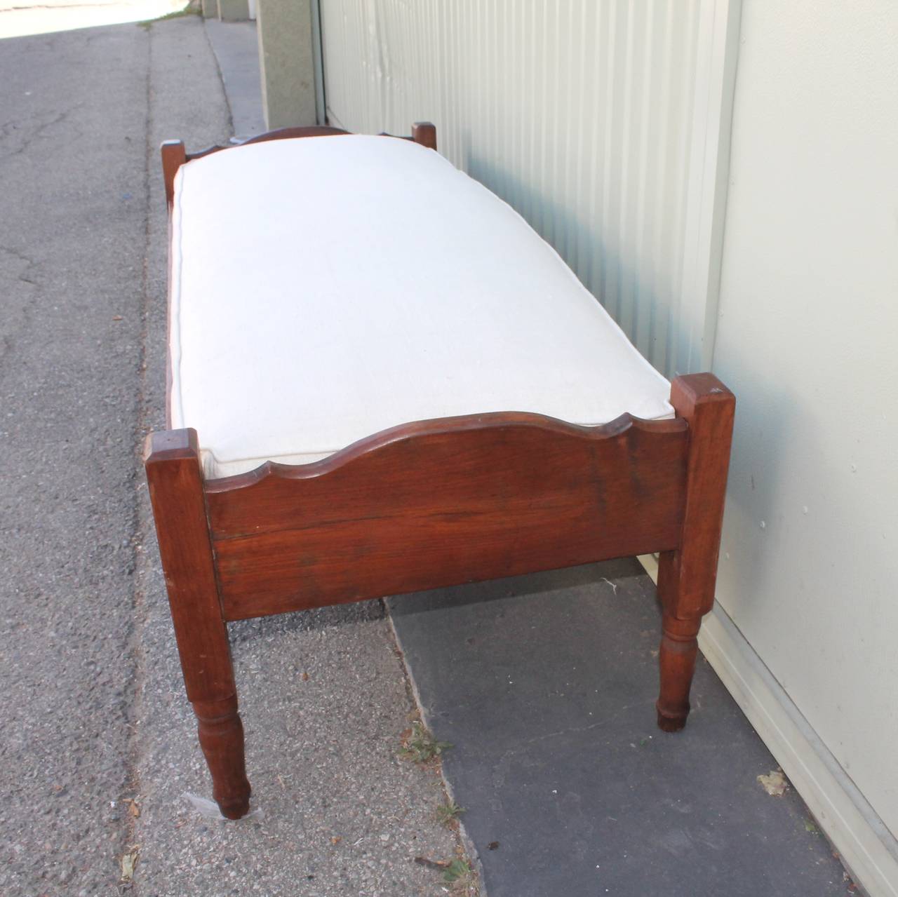 Wood 19th Century Daybed with a Custom-Made Linen Cushion