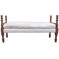 Early 19th Century Bird's-Eye Maple Daybed or Bench Upholstered in Linen