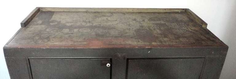 Other Early 19th Century Original Grey over Red Pennsylvania Hutch or Cupboard