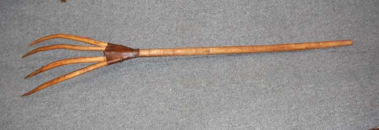Fantastic 19thc Hand Made Hay Fork From Pennsylvania In Distressed Condition In Los Angeles, CA