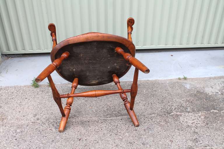 American 19th Century Sack Back Windsor Chair