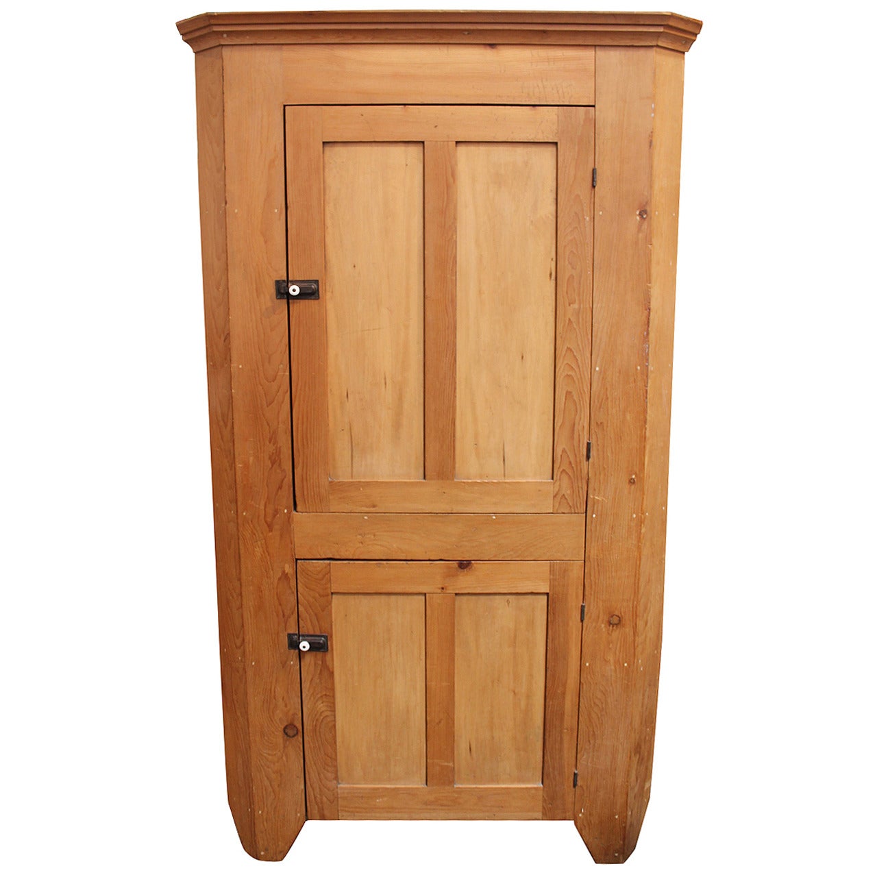 Early 19th Century Pennsylvania Pine Two-Door Corner Cupboard
