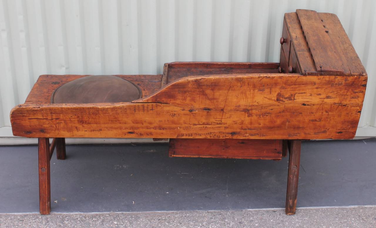 American Early 19th Century Folky Cobblers Bench from Pennsylvania