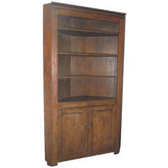 Early 19th Century Walnut Pennsylvania Open Top Corner Cupboard