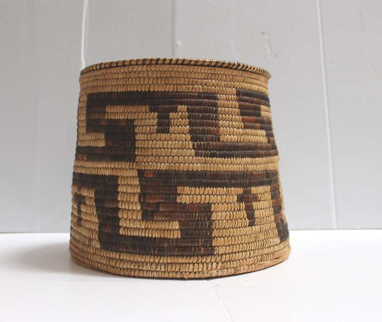 Rare Lided Papago Indian Pictorial  Storage Basket 3