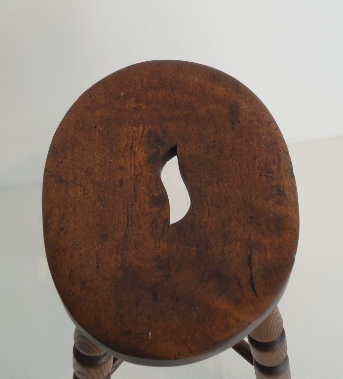 American Early 19th Century Walnut Stool with Finger Hole in Top
