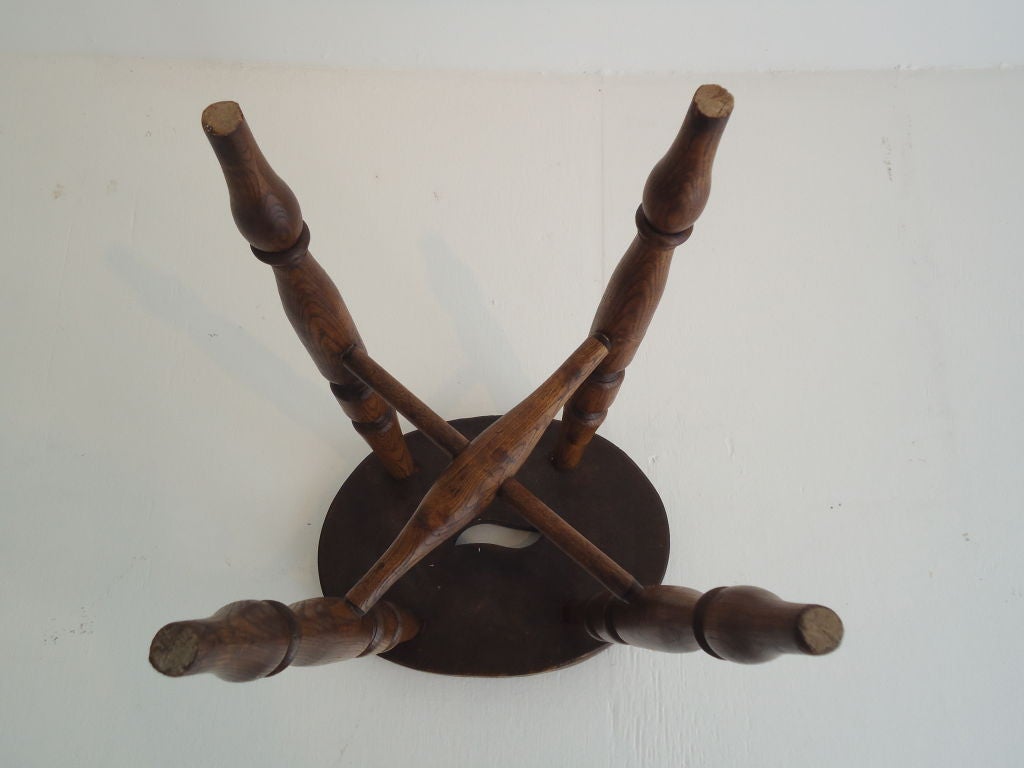 Early 19th Century Walnut Stool with Finger Hole in Top 1