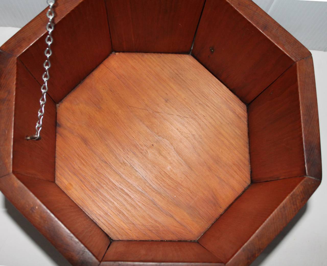 American 19th Century Octagonal Lided Pine Storage Box