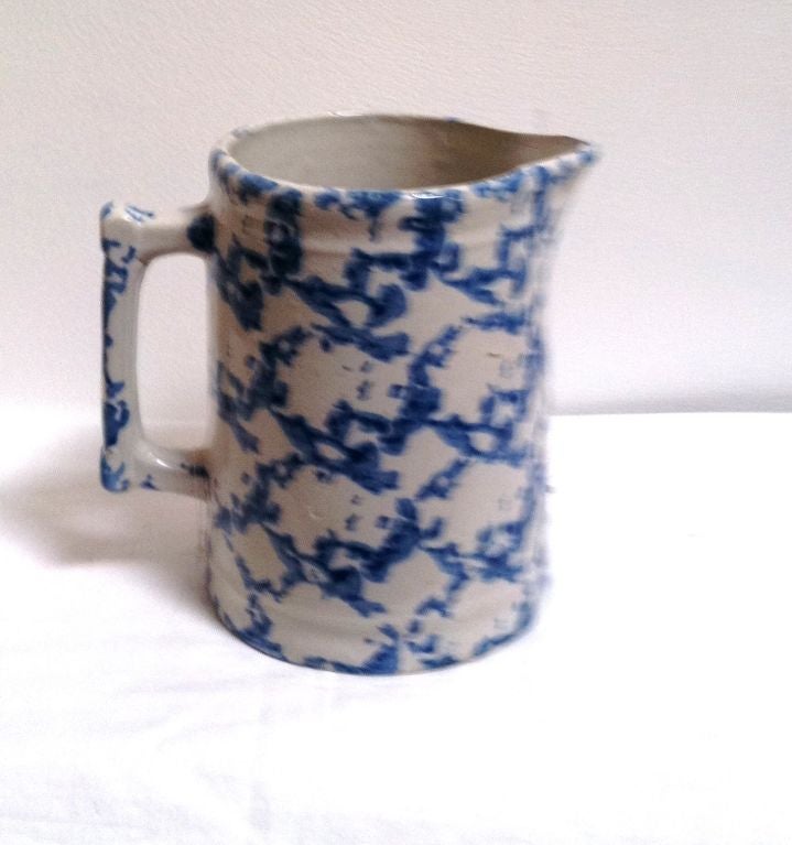 BEATIFUL AND IN GREAT CONDITION 19TH C. SPONGEWARE PITCHER.
