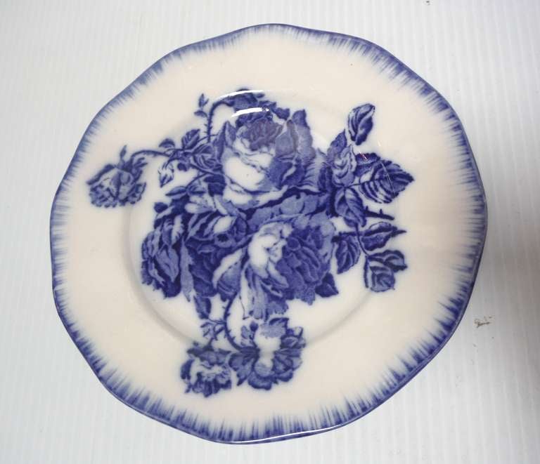 Britannique Assiettes Flow Blue en pierre de fer en vente