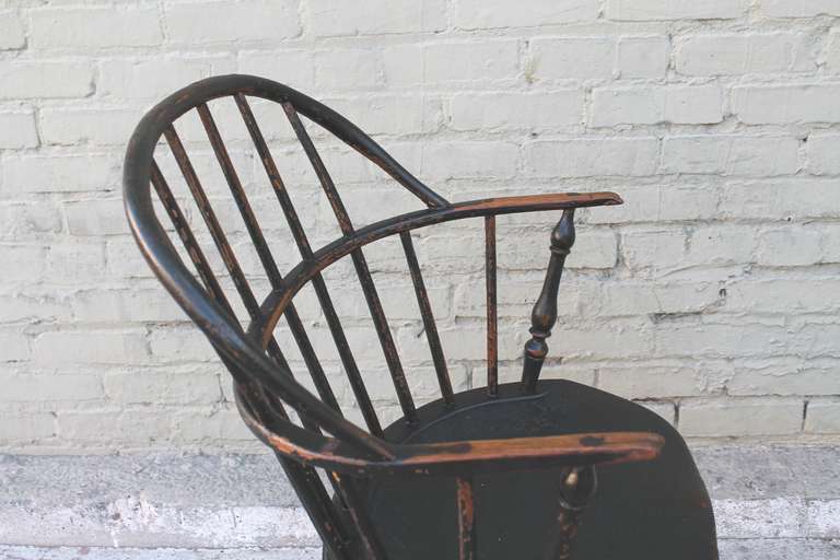 18th Century Original Green Extended-Arm Windsor Chair 1