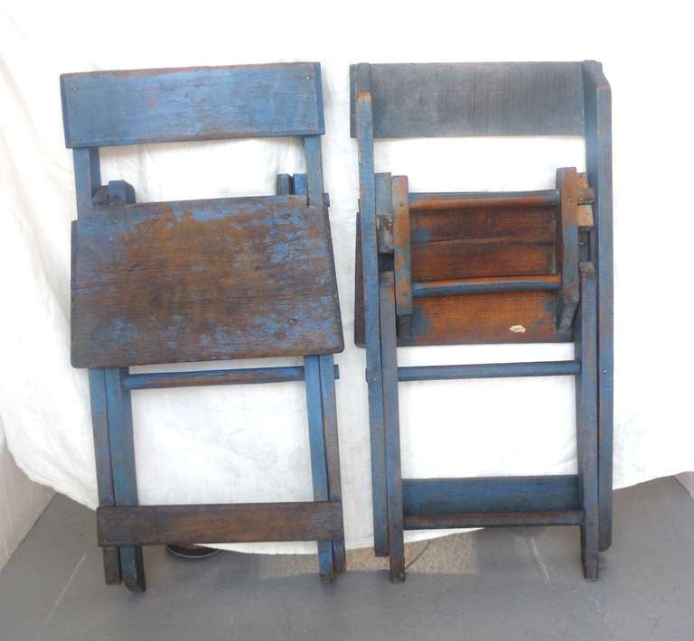 Amazing Pair of  19thc Original Blue Painted N.E. Folding Camp Chairs 4