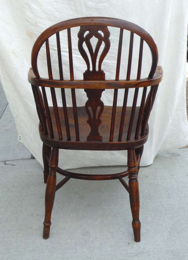 Hickory 18thc English Windsor Bow Back Chair