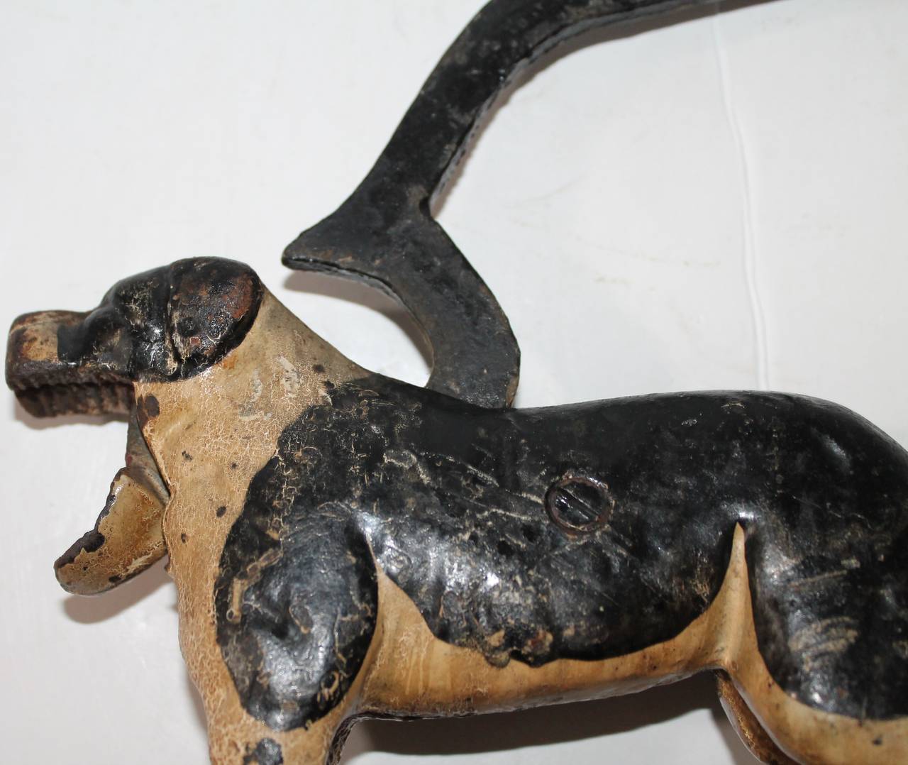 cast iron nutcracker dog