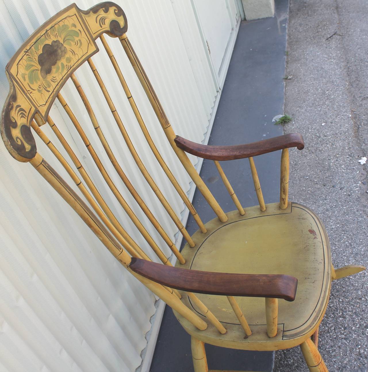 paint a rocking chair